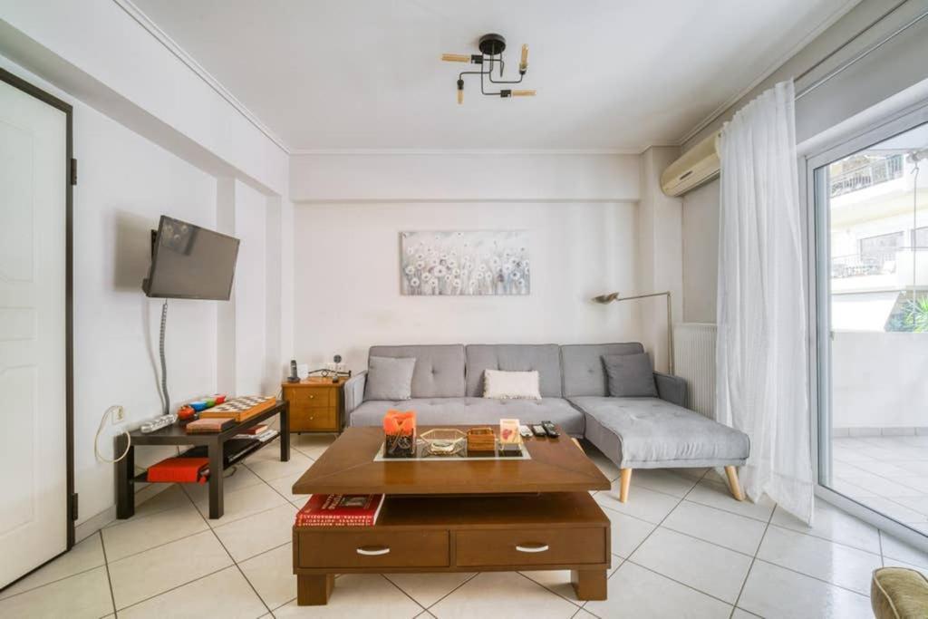 Spacious Family Flat Near Parthenon Free Parking Athens Exterior photo