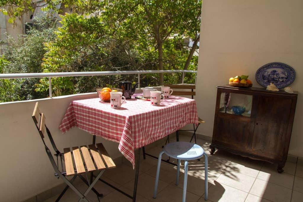 Spacious Family Flat Near Parthenon Free Parking Athens Exterior photo